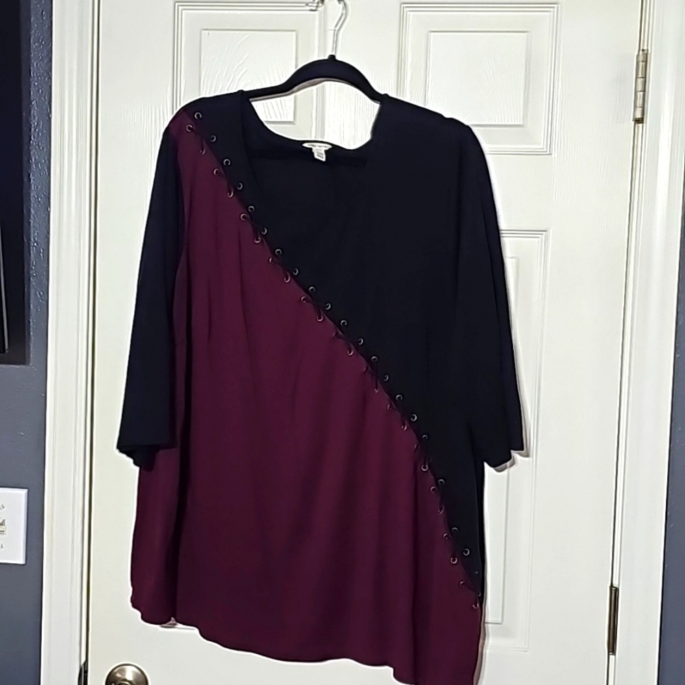 Black and burgundy top